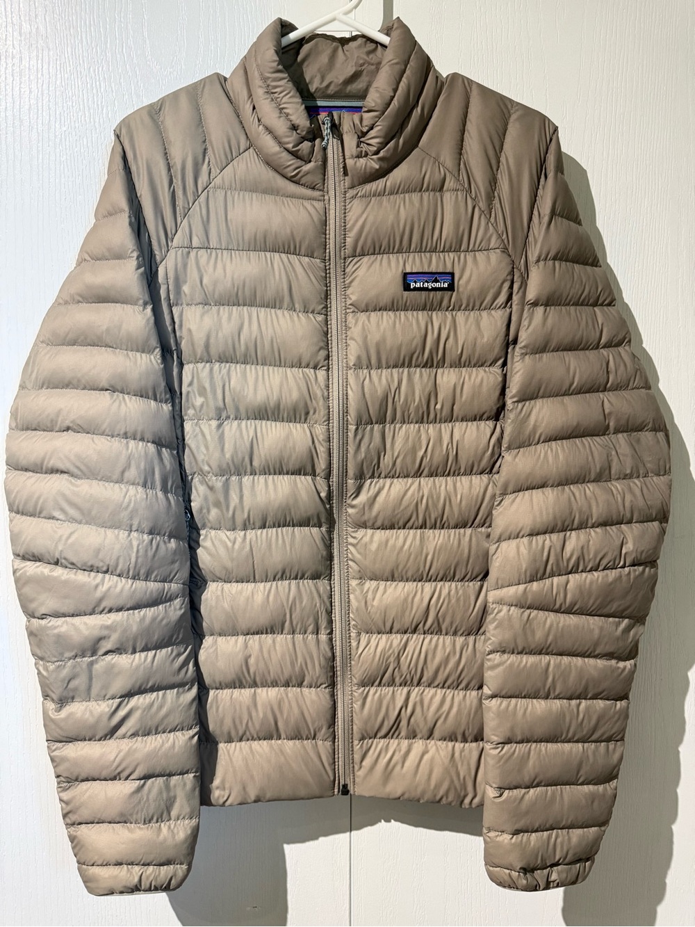Patagonia Women's Down Jacket - Seabird Grey